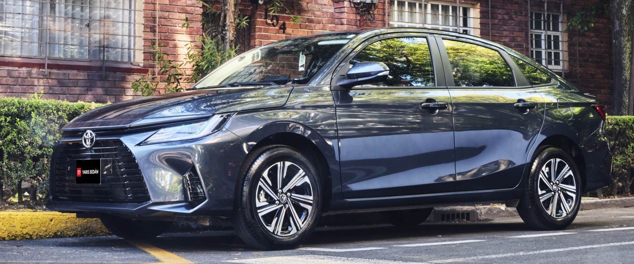 Yaris Sedán